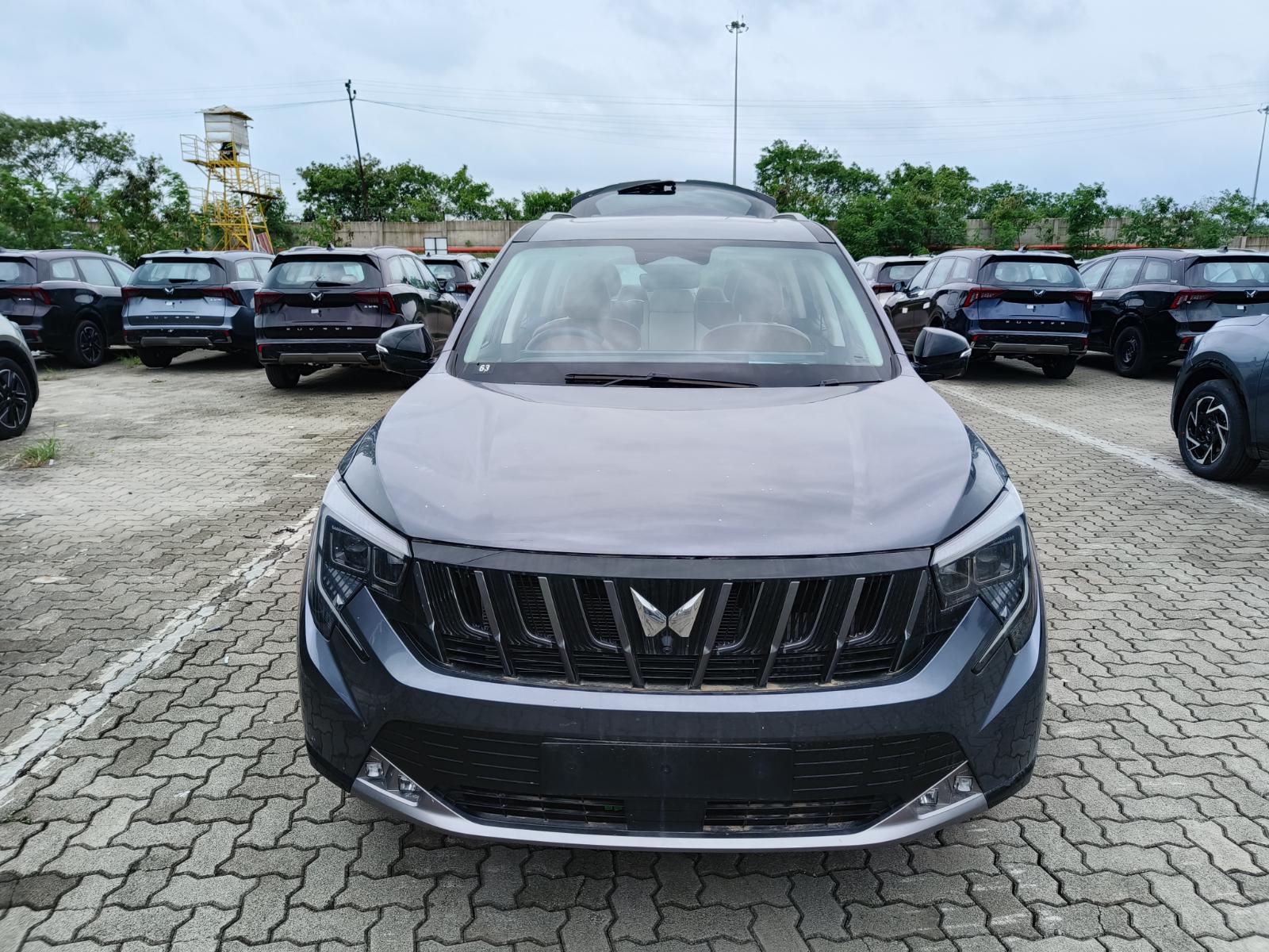 Used 2025 Mahindra XUV 7XO